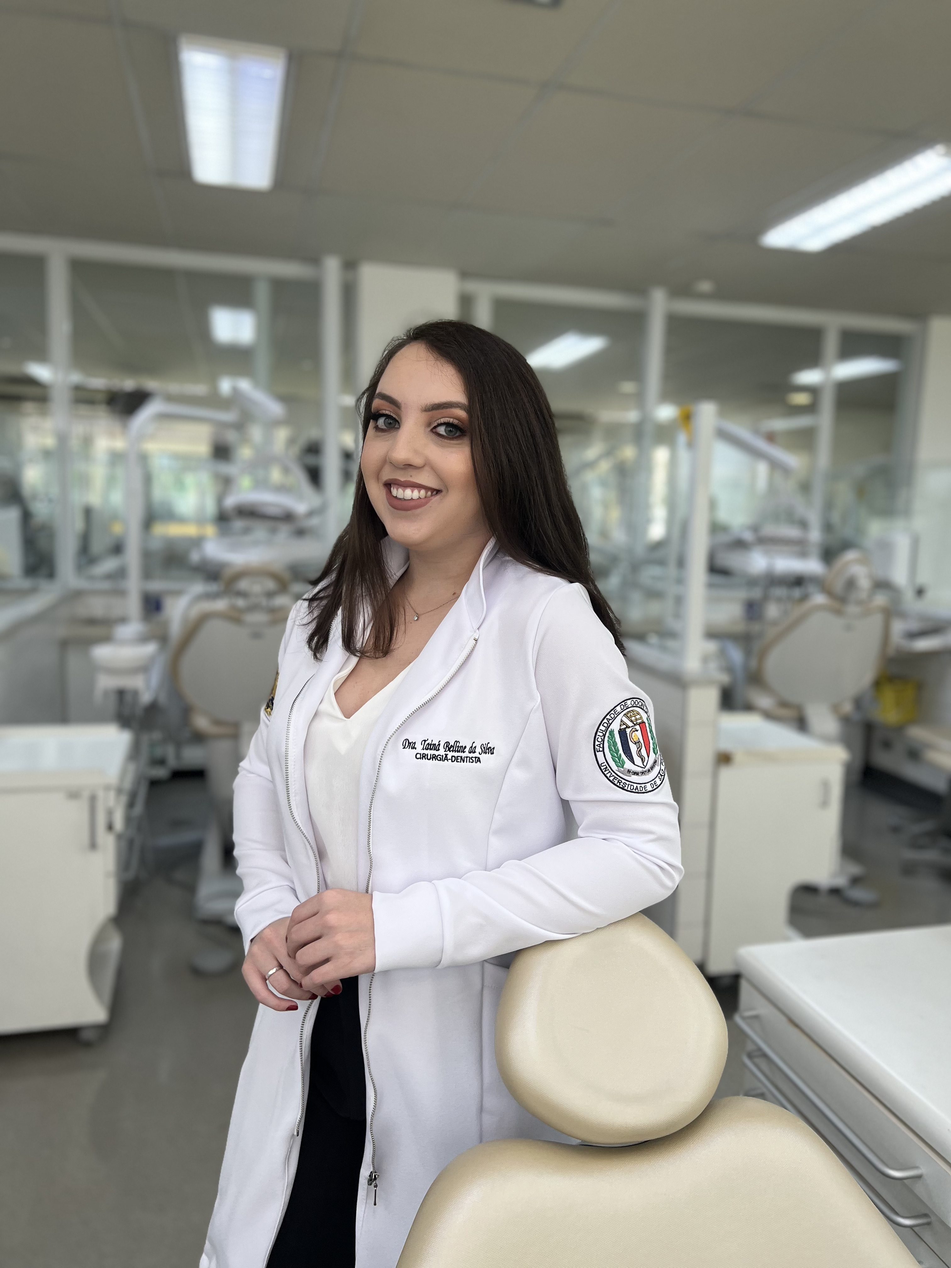 Dra. Tainá Belline — Dentista USP